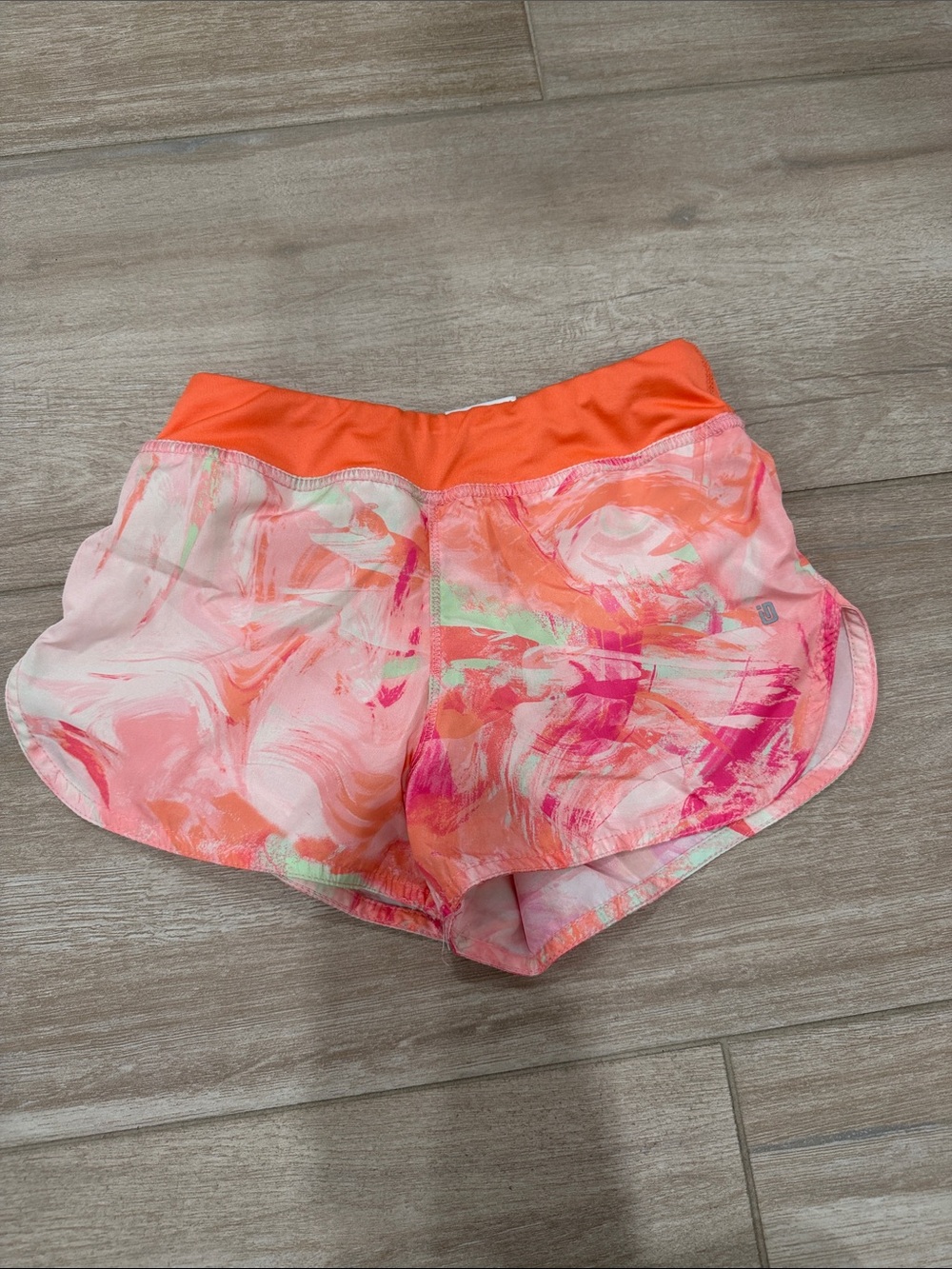 Ideology Coral & Pink Swirl Active Shorts